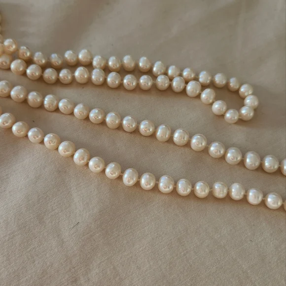 Genuine Classic White Freshwater Pearl Long Necklace - Picture 4 of 7